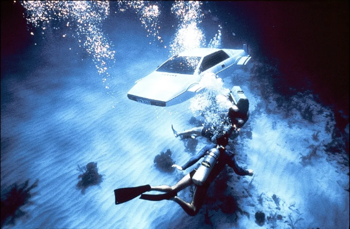 James Bond: Špión, ktorý ma miloval (The Spy Who Loved Me), 1977 - fotogaléria