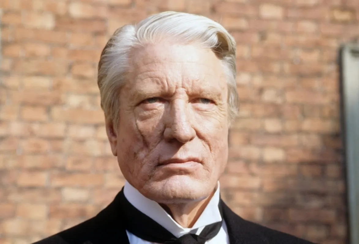 Sherlock Holmes: Majster medzi vydieračmi (The Master Blackmailer), 1991 - fotogaléria