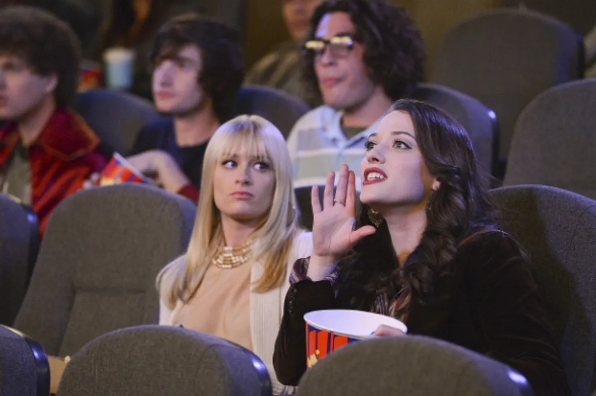 2 $ocky (2 Broke Girls), 2011 - fotogaléria