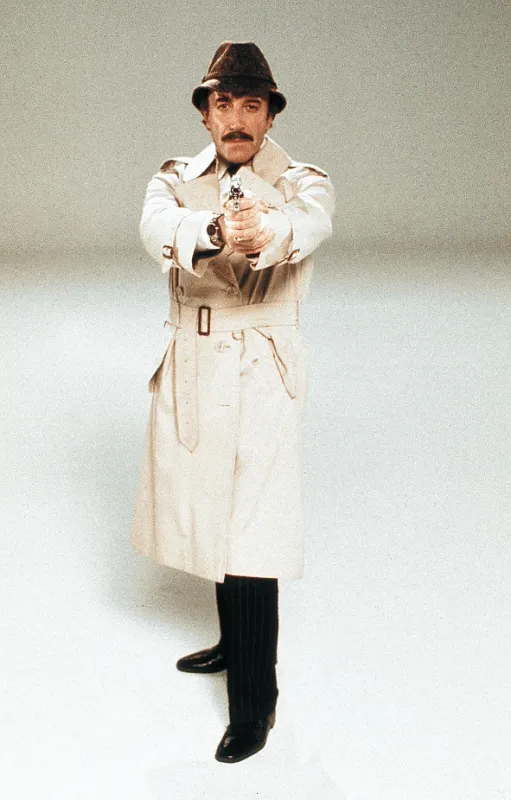 Růžový panter znovu zasahuje (The Pink Panther Strikes Again), 1976 - fotogaléria