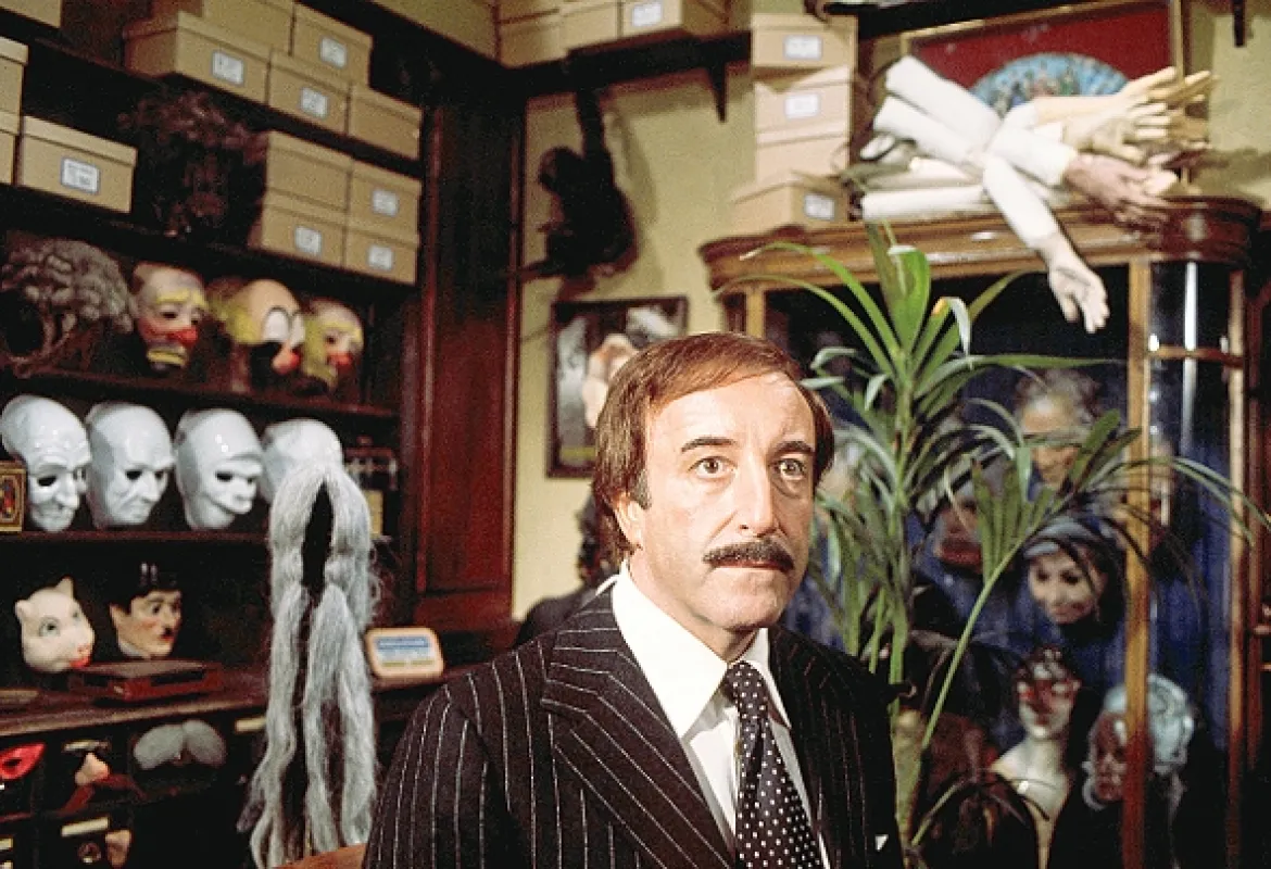 Růžový panter znovu zasahuje (The Pink Panther Strikes Again), 1976 - fotogaléria