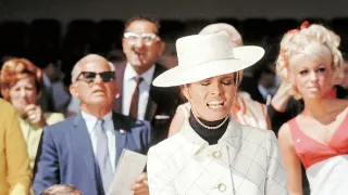 Žena v betóne
