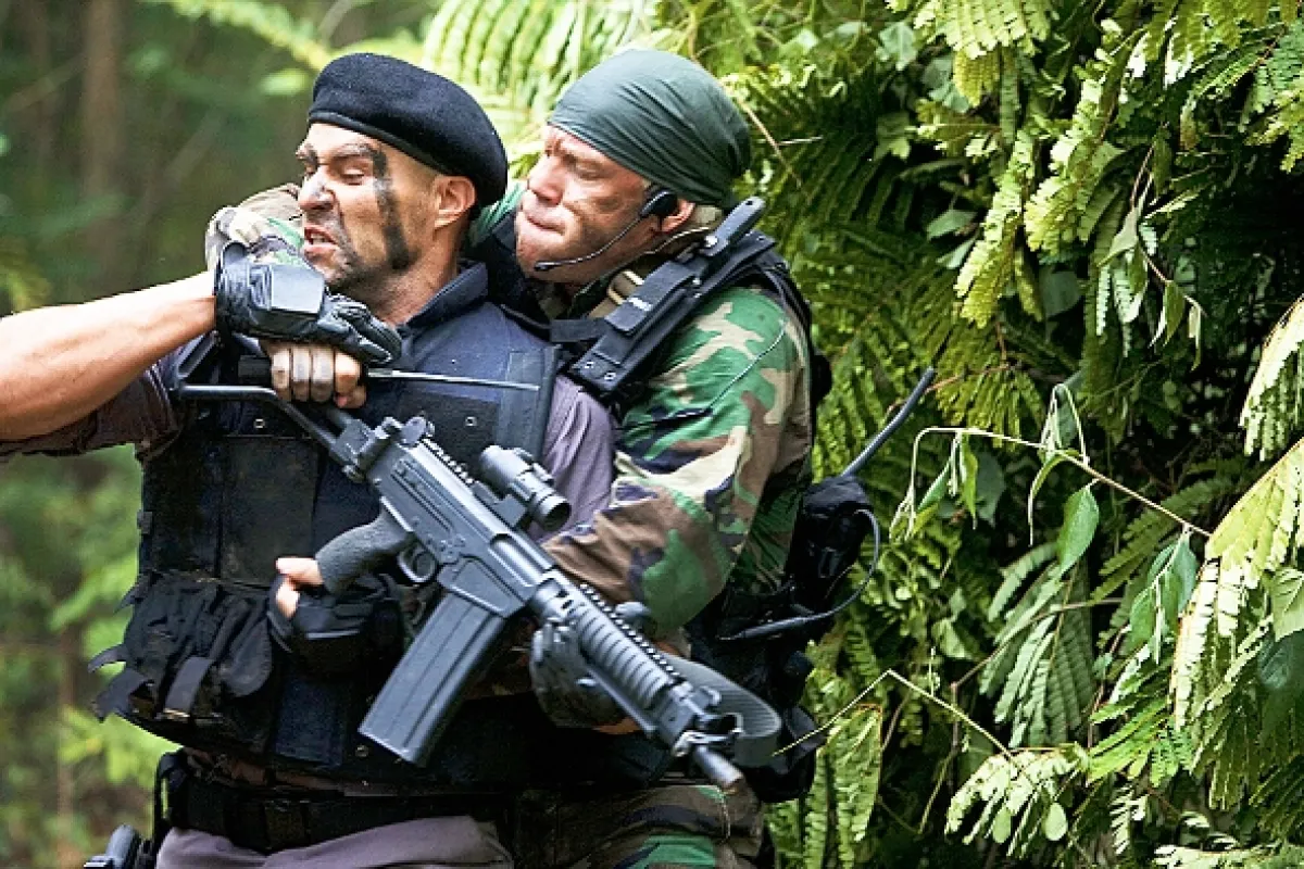 Za nepriateľskou líniou 3 - Kolumbia (Behind Enemy Lines III. - Columbia), 2009 - fotogaléria