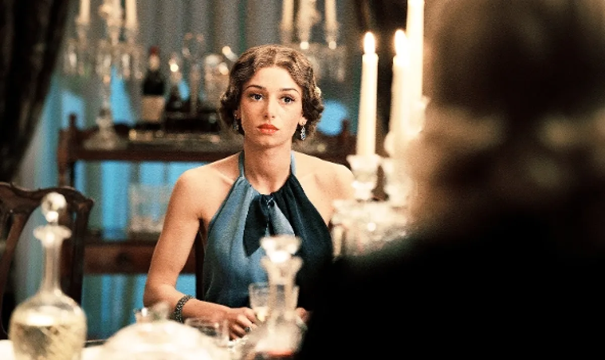 Agatha Christie: Nultá hodina (Agatha Christie: Towards Zero), 2025 - fotogaléria