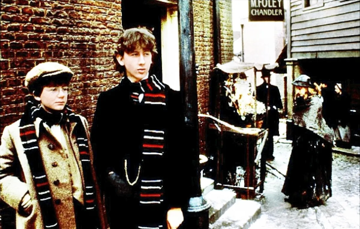 Pyramída hrôzy (Young Sherlock Holmes), 1985 - fotogaléria