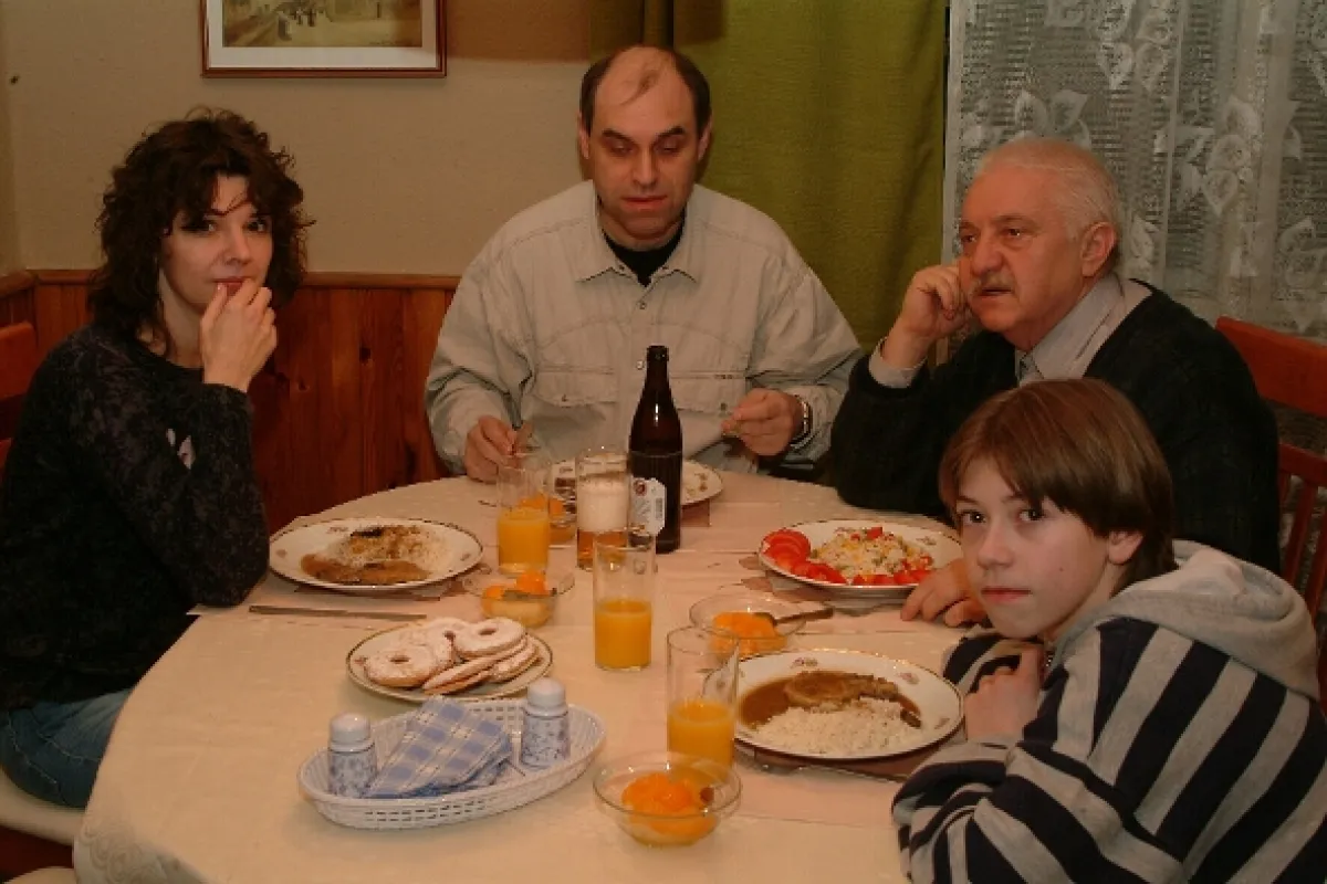 Náves, 2006 - fotogaléria