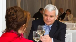 Gympl s (r)učením omezeným (64)