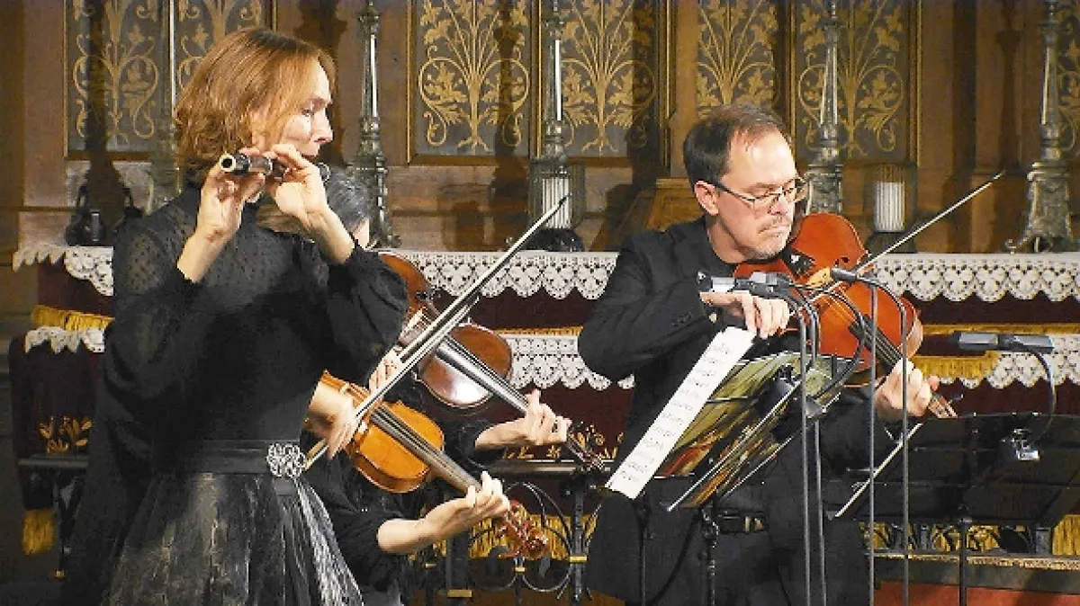 Pod andělskými křídly - Hana Blažíková & Collegium Marianum - fotogaléria