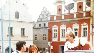 Blázni, vodníci a podvodníci