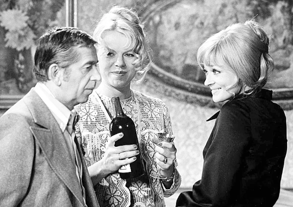Hodíme se k sobě, miláčku...? (HODÍME SE K SOBĚ, MILÁČKU...?), 1974 - fotogaléria