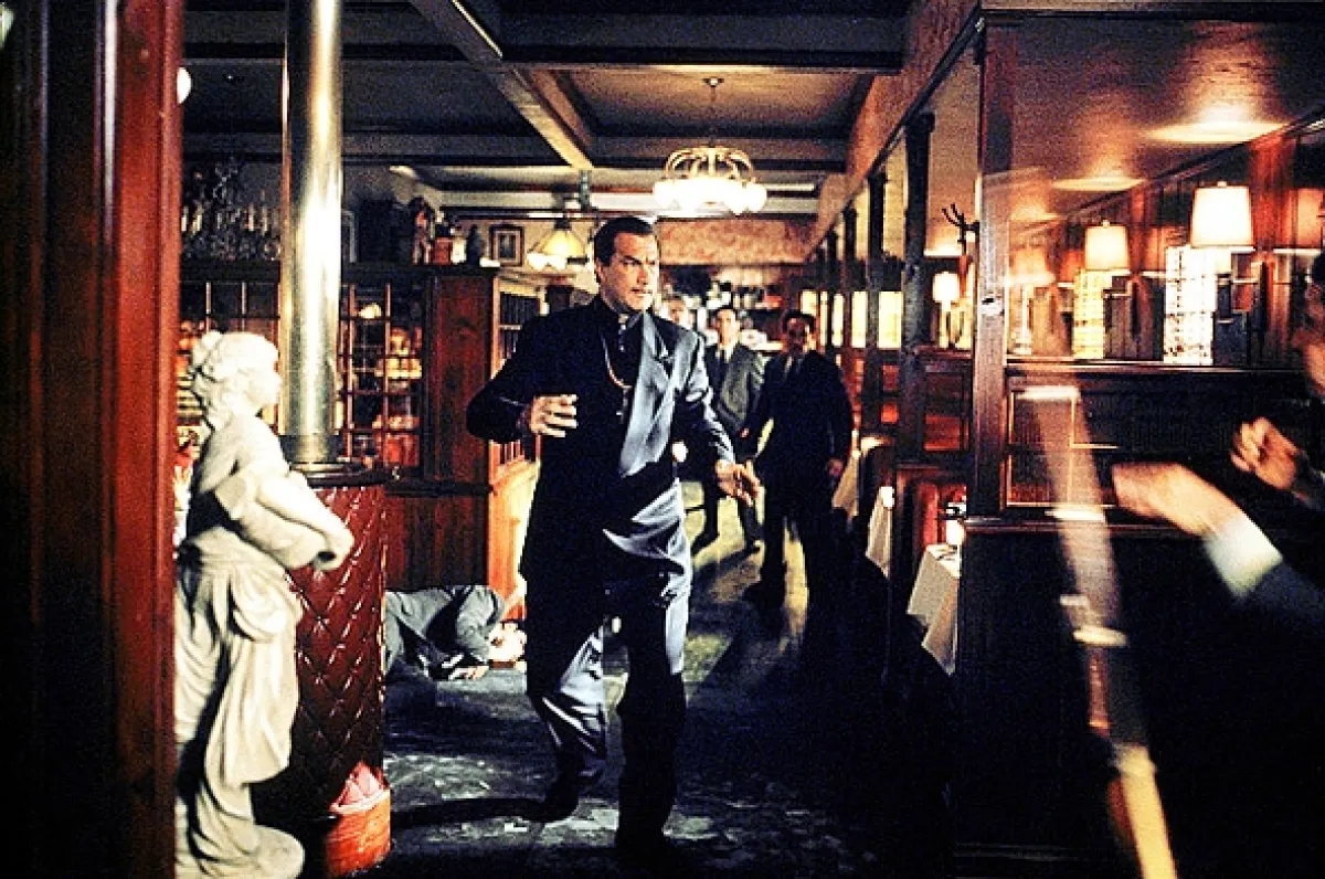 Bleskový muž (The Glimmer Man), 1996 - fotogaléria