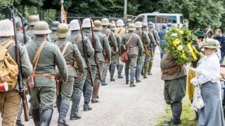 K poctě zbraň! (6/8)
