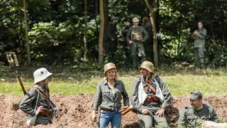 K poctě zbraň! (6/8)
