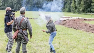 K poctě zbraň! (6/8)