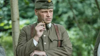 K poctě zbraň! (6/8)