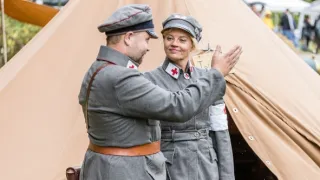 K poctě zbraň! (6/8)