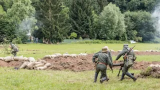 K poctě zbraň! (6/8)