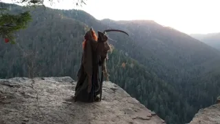 Perinbaba a dva světy