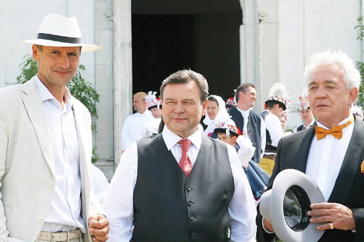 2Bobule (2BOBULE), 2009 - fotogaléria