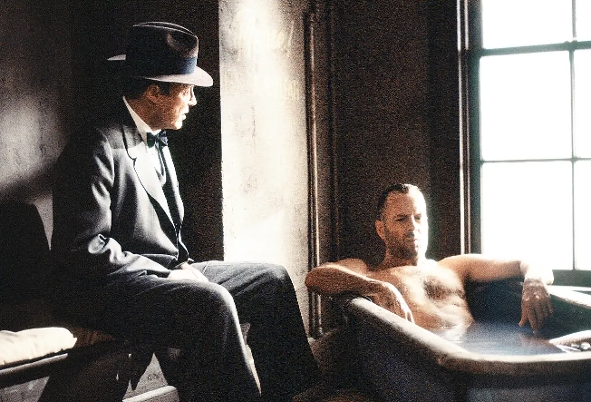 Poslední zůstává (Last Man Standing), 1996 - fotogaléria