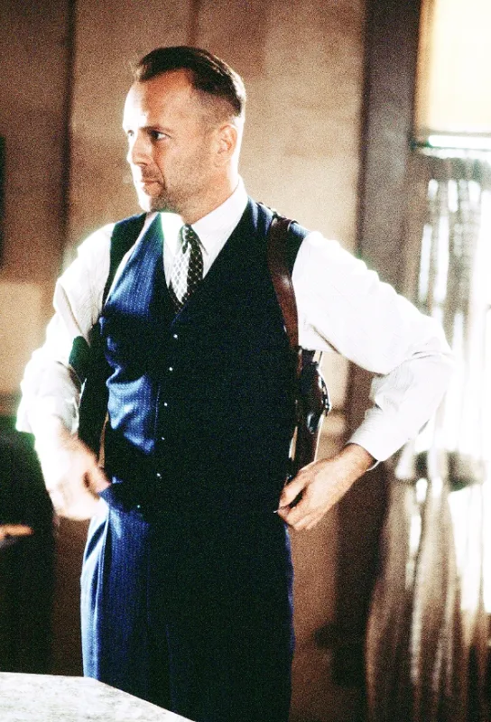 Poslední zůstává (Last Man Standing), 1996 - fotogaléria