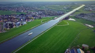Srdcaři na vodě (1)