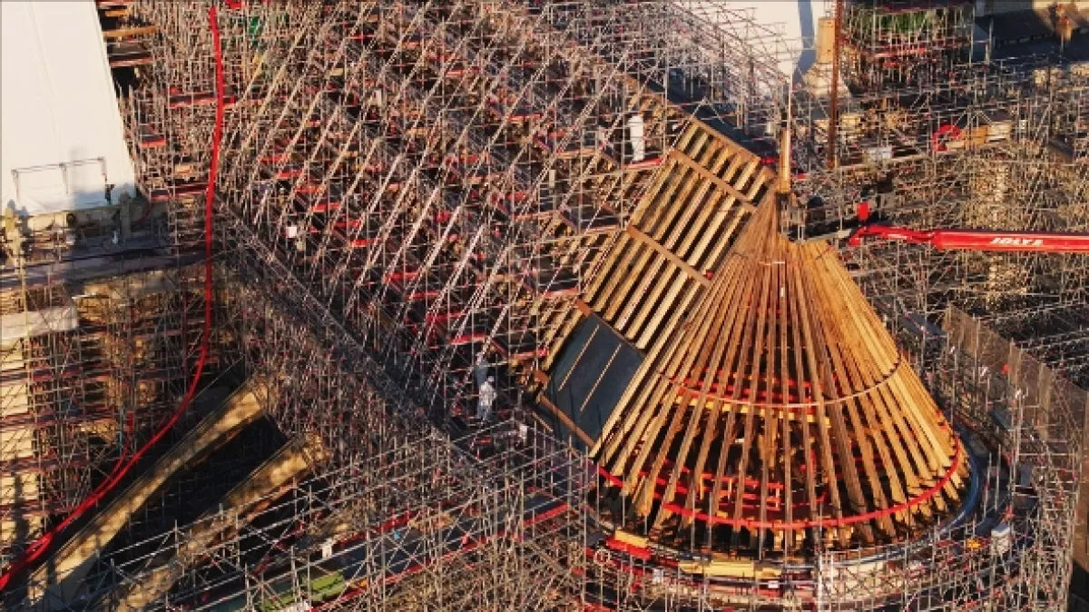 Notre-Dame: Příběh rekonstrukce (Notre-Dame Résurrection), 2024 - fotogaléria