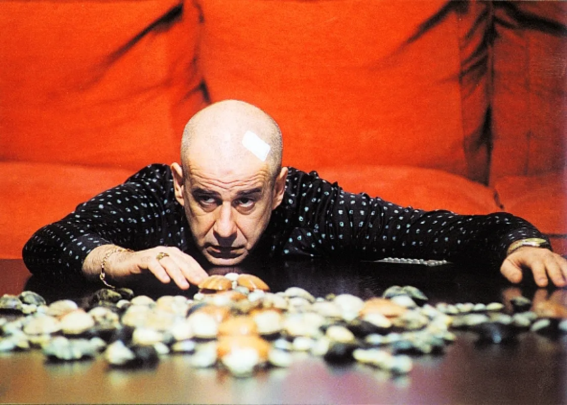 Prebytočný človek, 2001 - fotogaléria