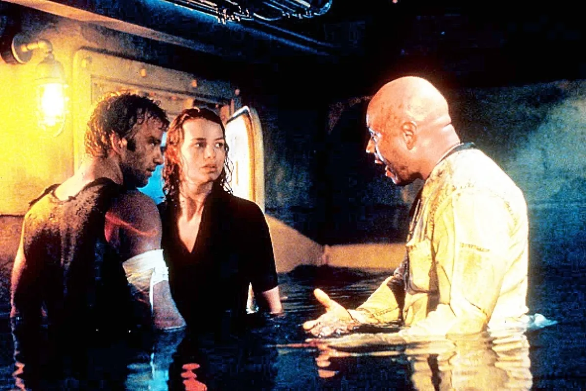 Útok z hlubin (Deep Blue Sea), 1999 - fotogaléria