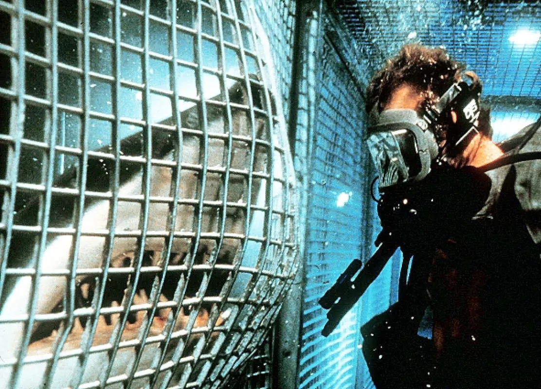 Útok z hlubin (Deep Blue Sea), 1999 - fotogaléria