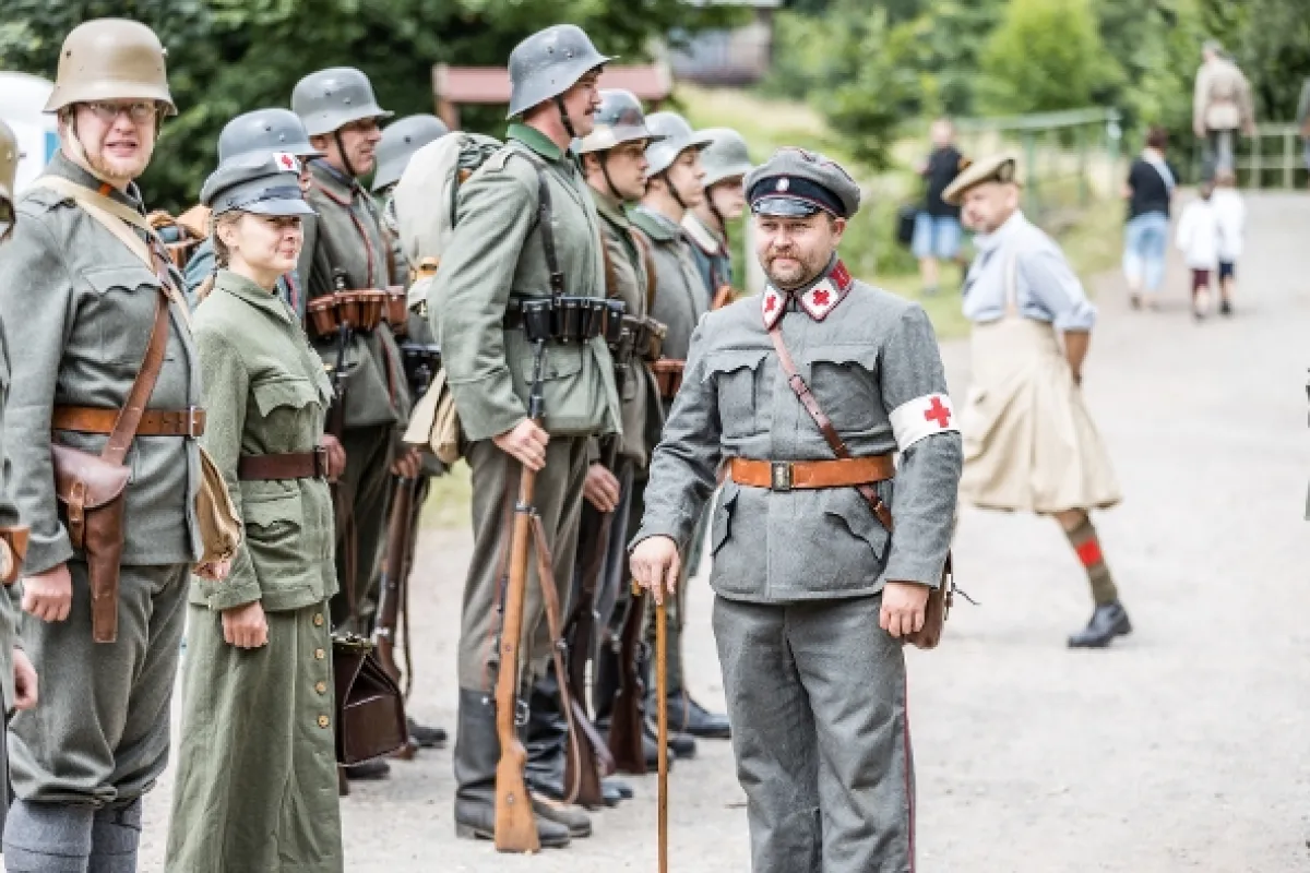 K poctě zbraň!, 2024 - fotogaléria