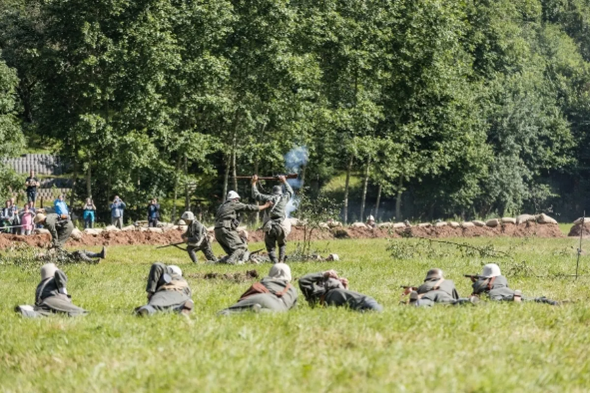 K poctě zbraň!, 2024 - fotogaléria