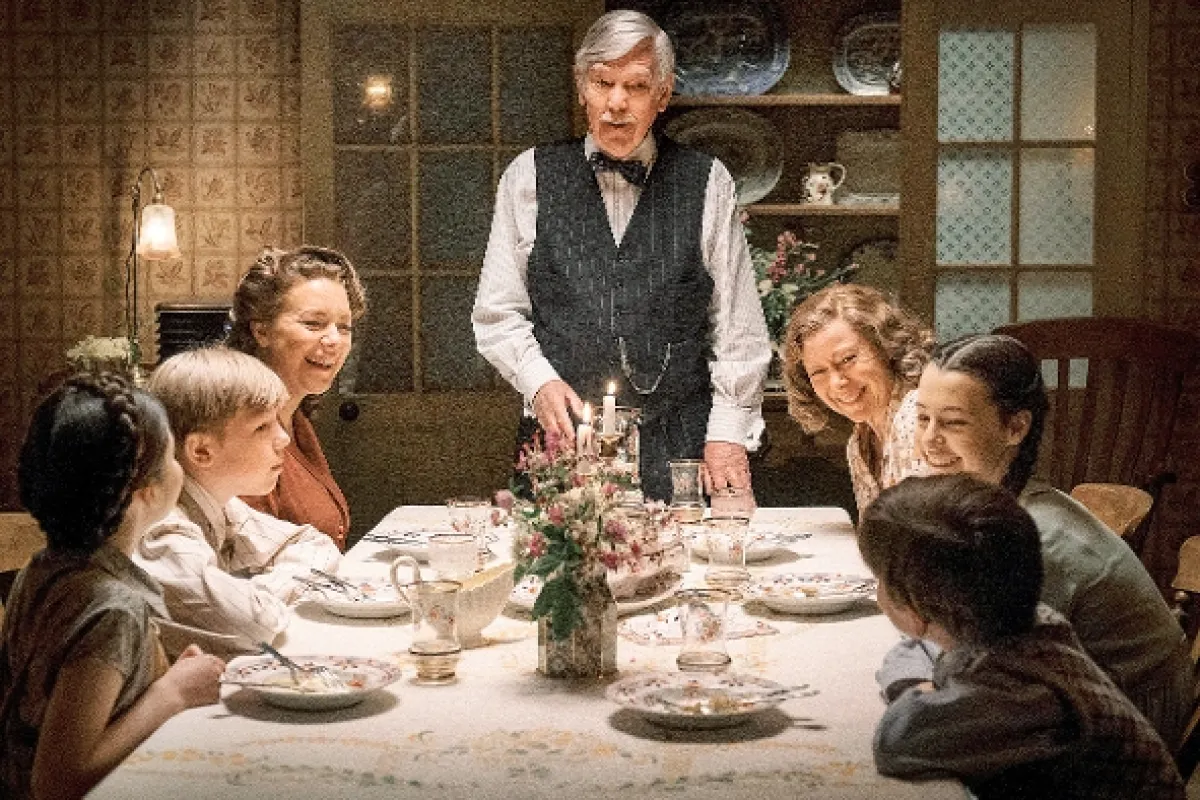 Vlak do bezpečí (The Railway Children Return), 2022 - fotogaléria