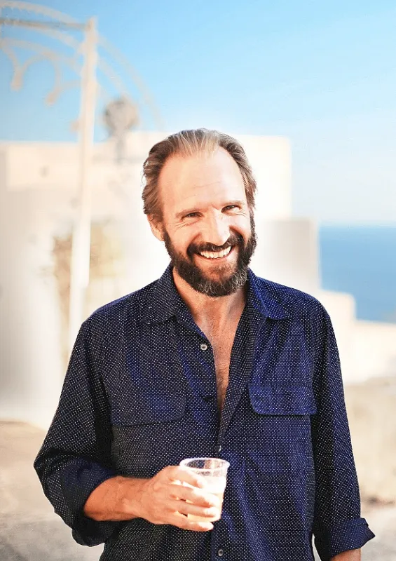 Oslnení slnkom (A BIGGER SPLASH), 2015 - fotogaléria