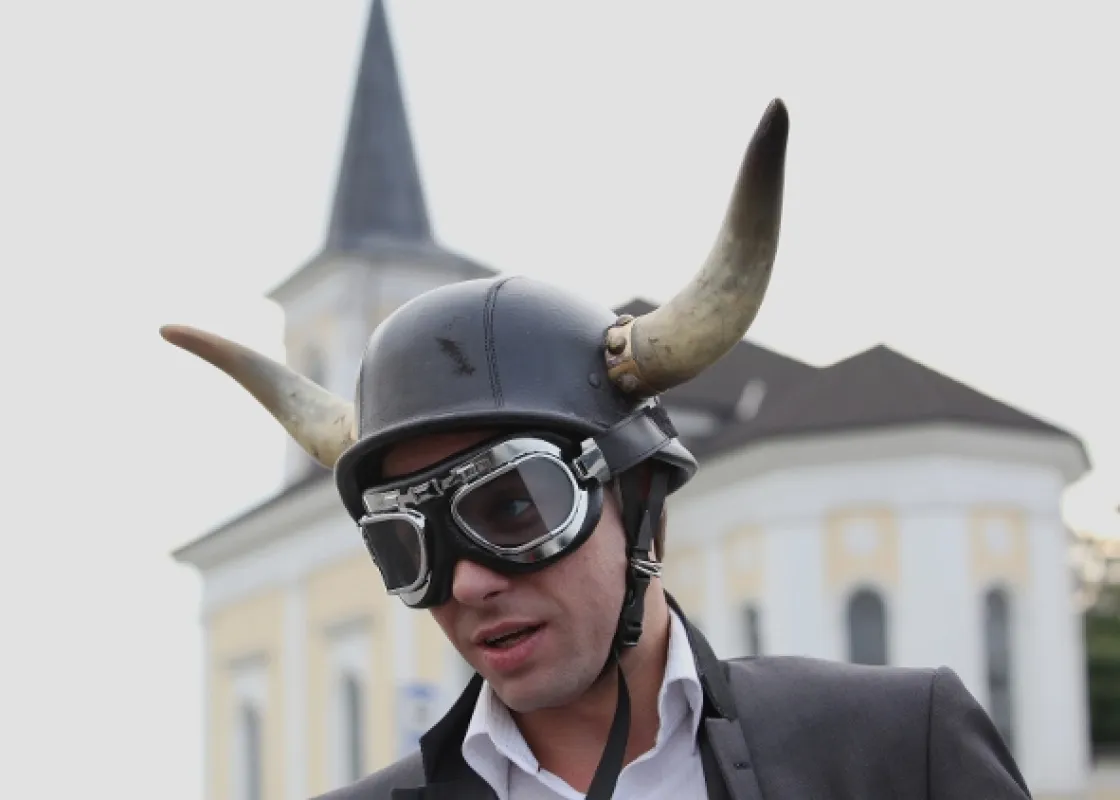 Zísť z cesty, 2012 - fotogaléria