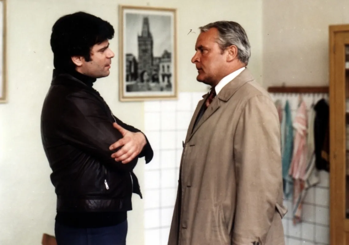 Tridsať prípadov majora Zemana, 1974 - fotogaléria