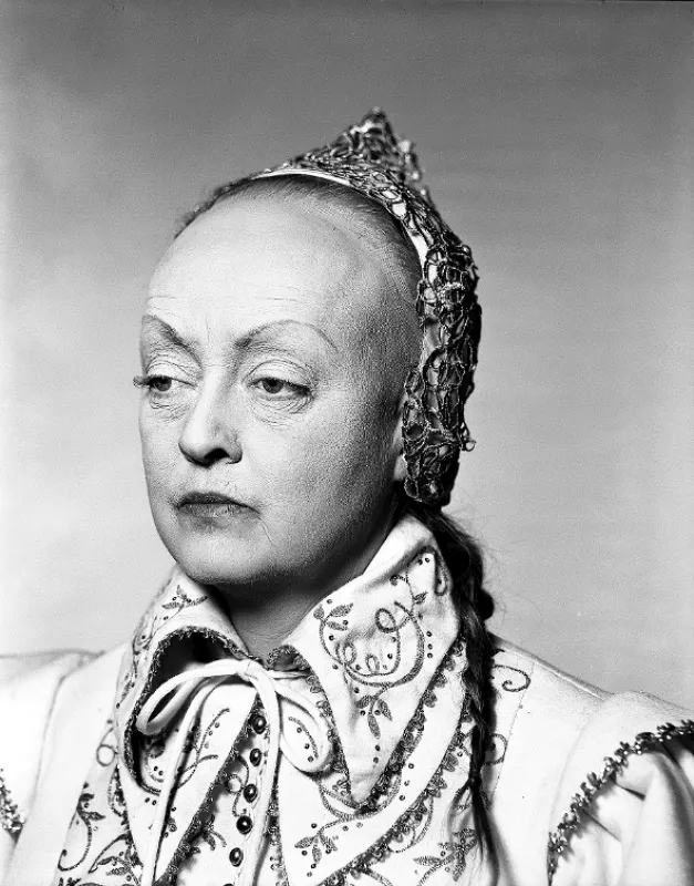 Panenská královna (Virgin Queen, The), 1955 - fotogaléria