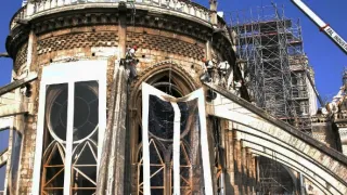 Záchrana katedrály Notre Dame