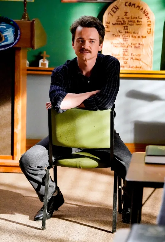 Malý Sheldon (Young Sheldon V: Snoopin’ Around and the Wonder Twins of Atheism), 2021 - fotogaléria