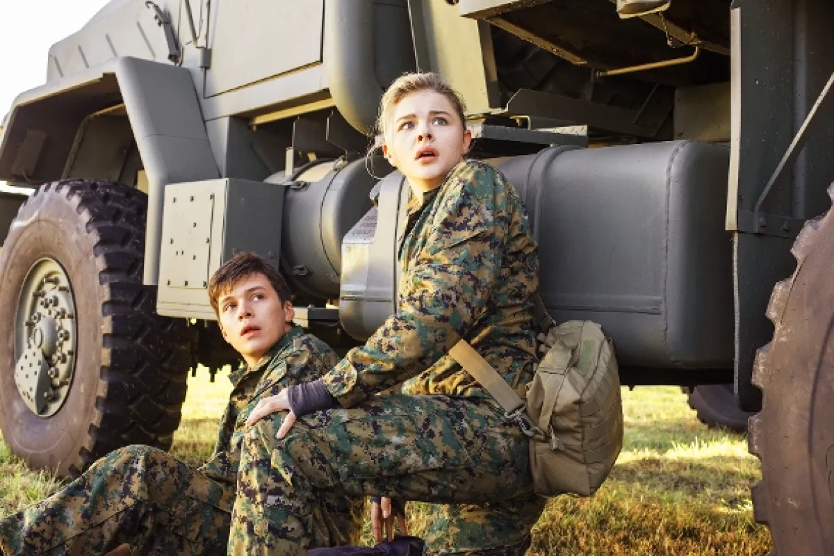 Piata vlna (The 5th Wave), 2016 - fotogaléria