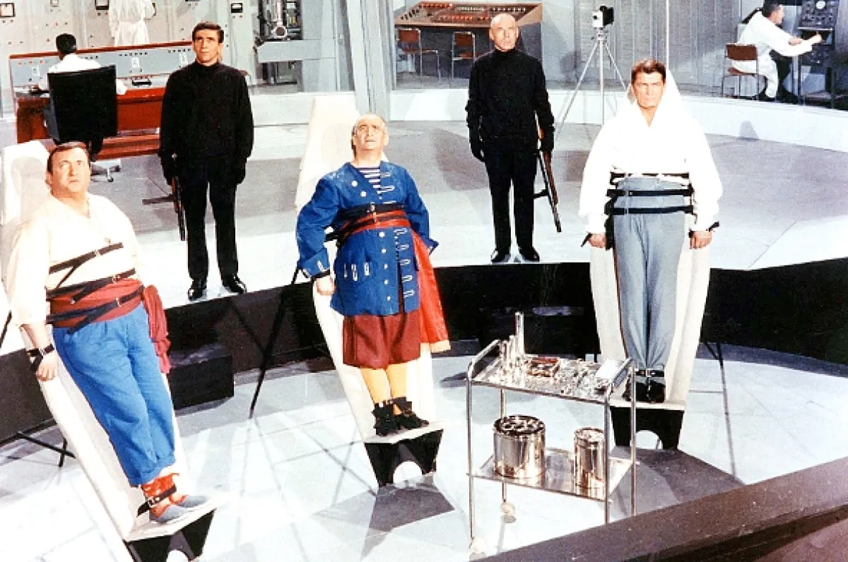 Fantomas sa hnevá (Fantômas se déchaîne), 1965 - fotogaléria