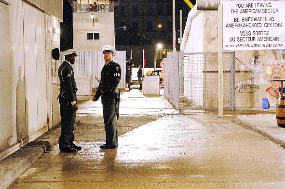 Hranice zoufalství (Frau vom Checkpoint Charlie, Die), 2007 - fotogaléria