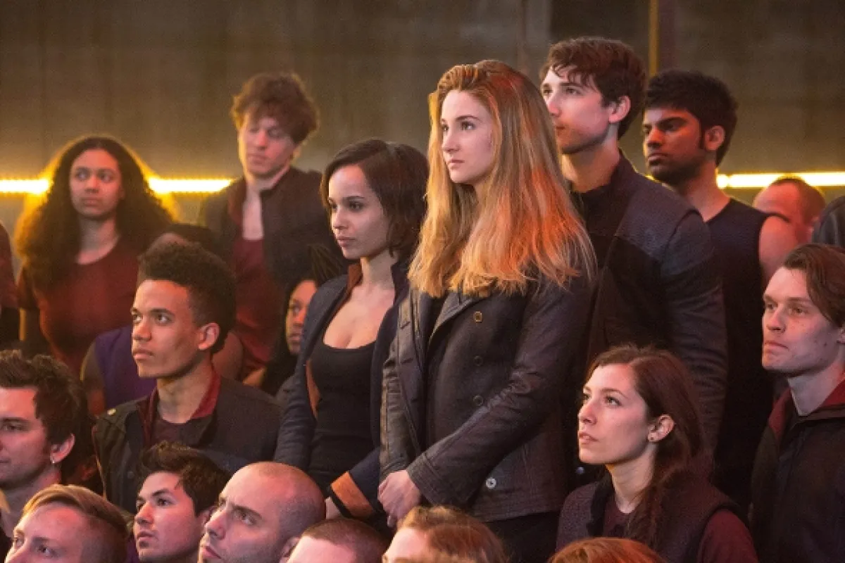 Divergence (Divergent), 2014 - fotogaléria