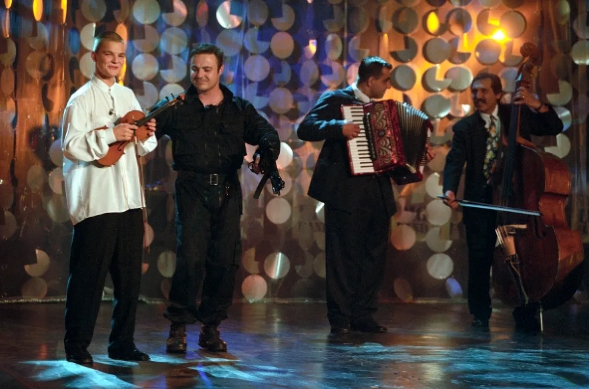 Go-Go šou (*****), 2002 - fotogaléria