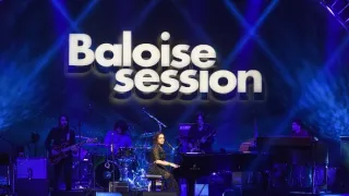 Norah Jones v Basileji