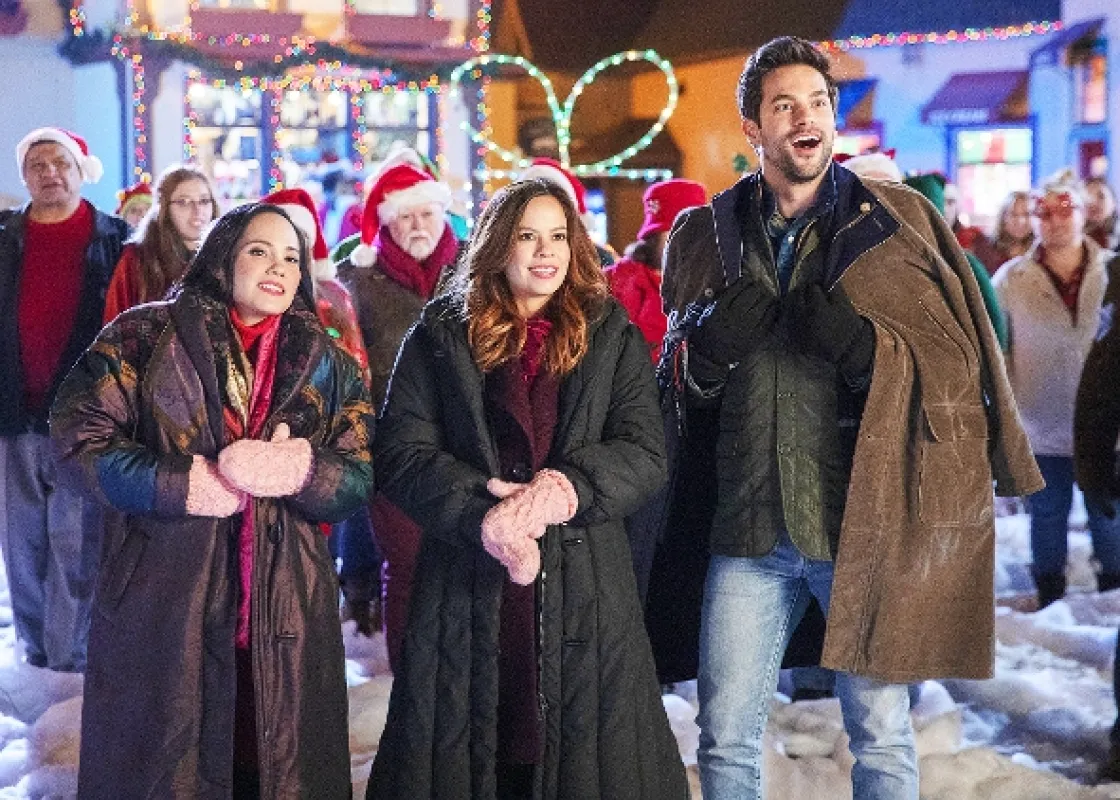 Vianoce ako z filmu (A Christmas Movie Christmas), 2019 - fotogaléria