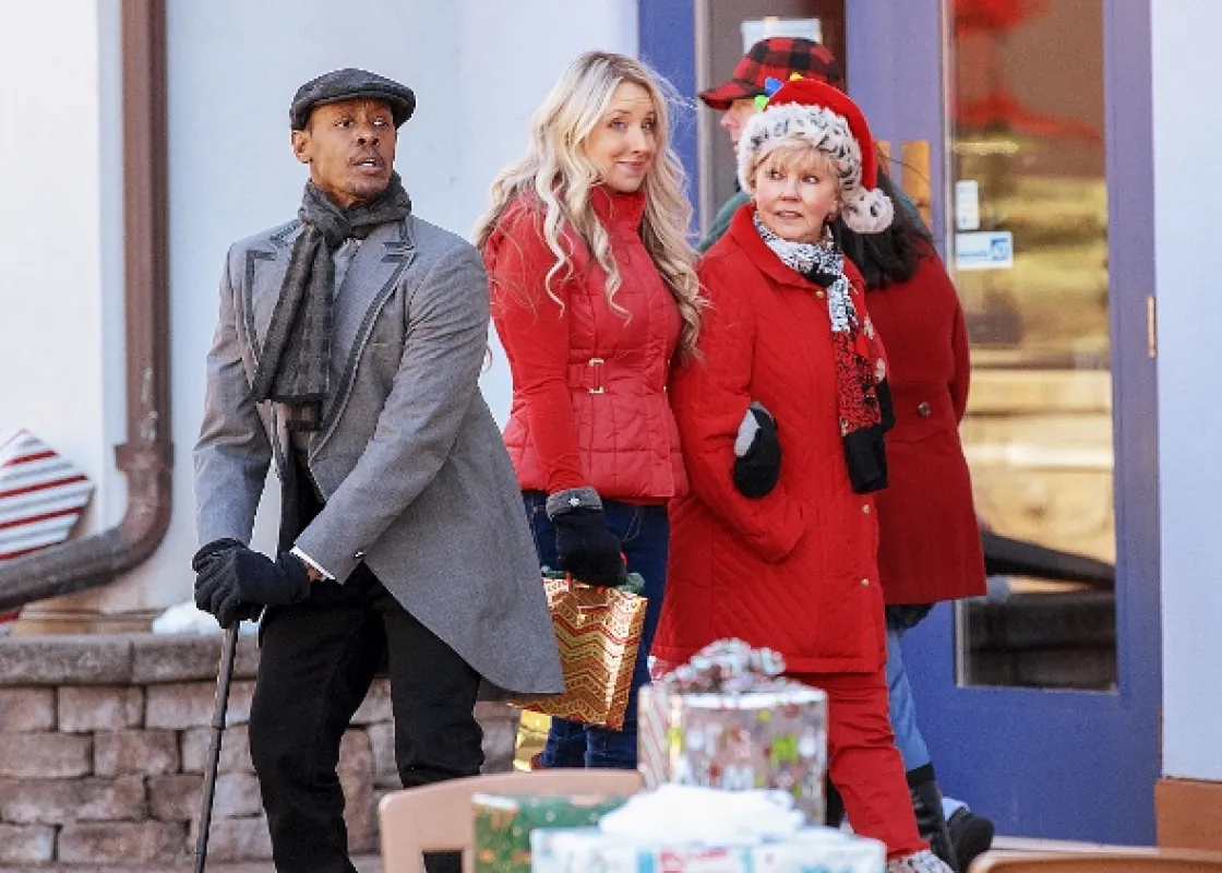 Vianoce ako z filmu (A Christmas Movie Christmas), 2019 - fotogaléria