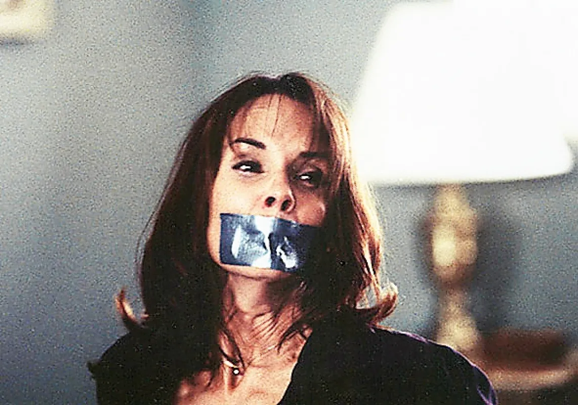Tvárou v tvár nepriateľovi, 2001 - fotogaléria