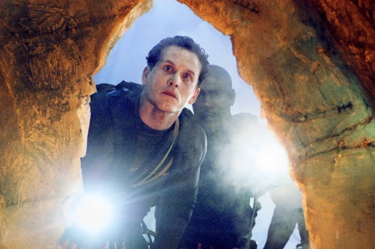 Jeskyně (The Cave), 2005 - fotogaléria