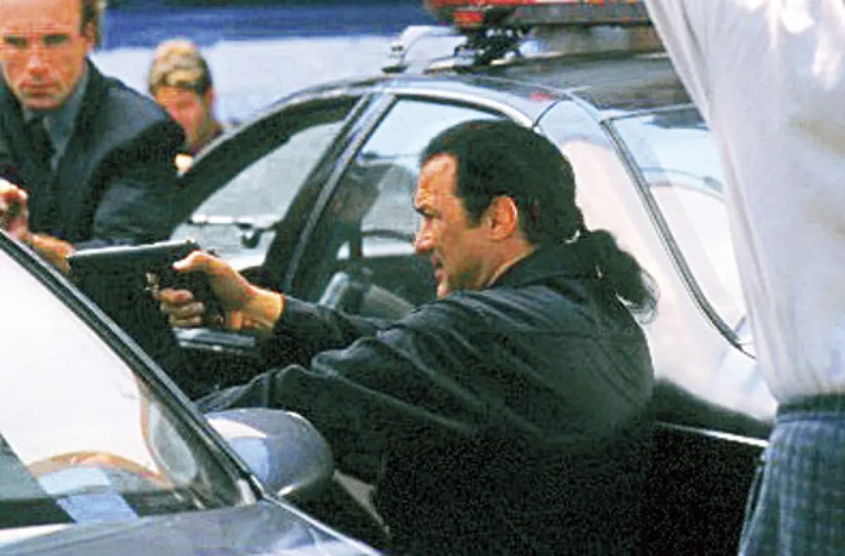 Profesionál (TICKER), 2001 - fotogaléria